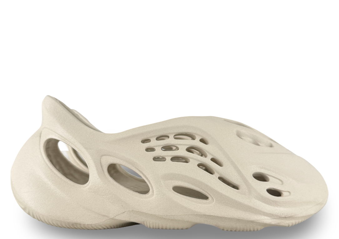 adidas Yeezy Foam RNNR Sand