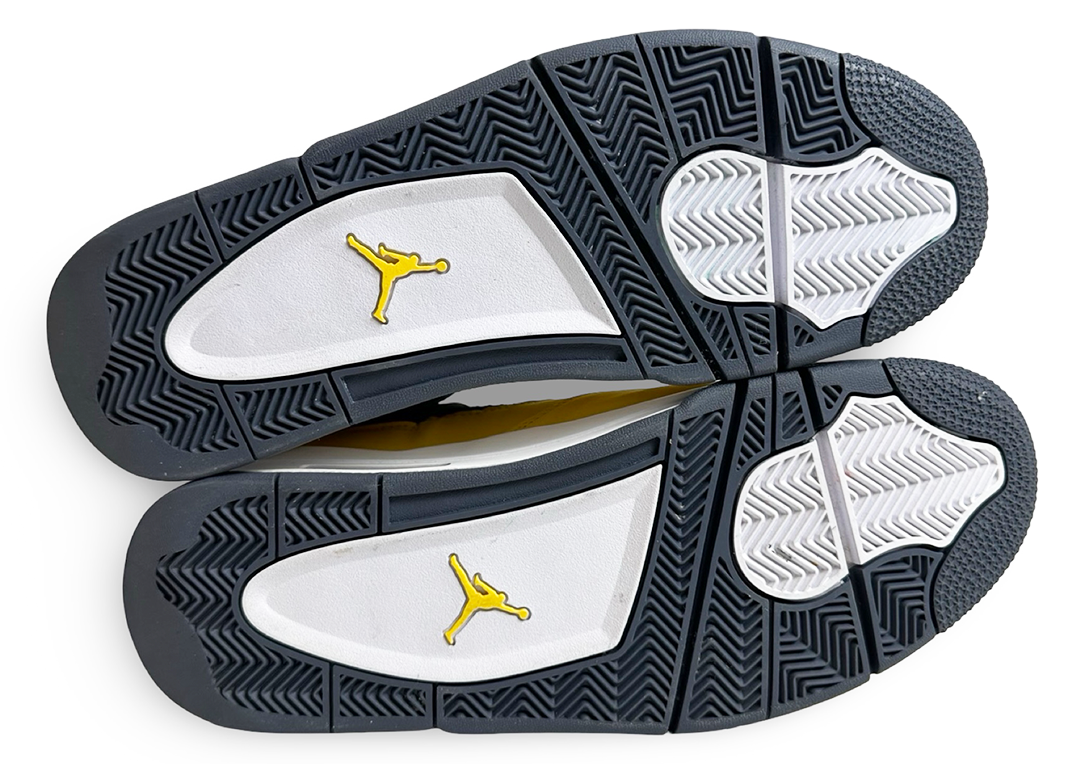 Jordan 4 Retro Lightning (2021)