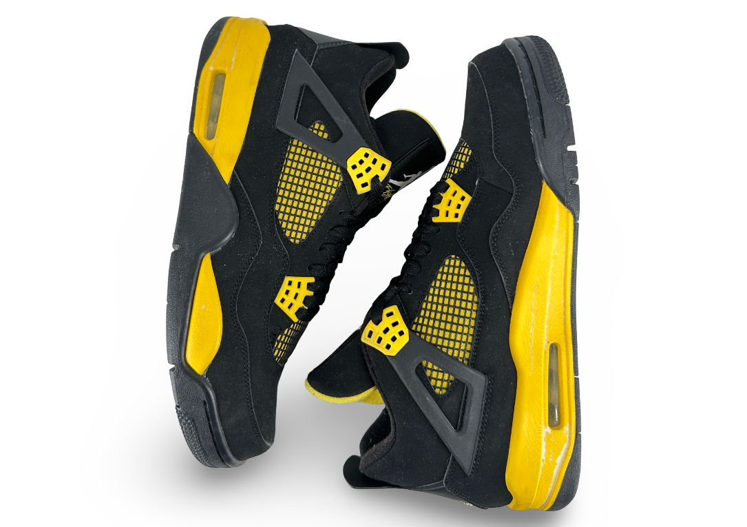Jordan 4 Retro Thunder (2012)