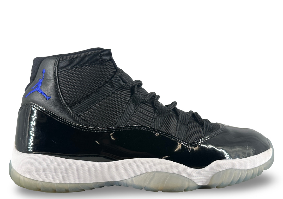 Jordan 11 Retro Space Jam (2016)