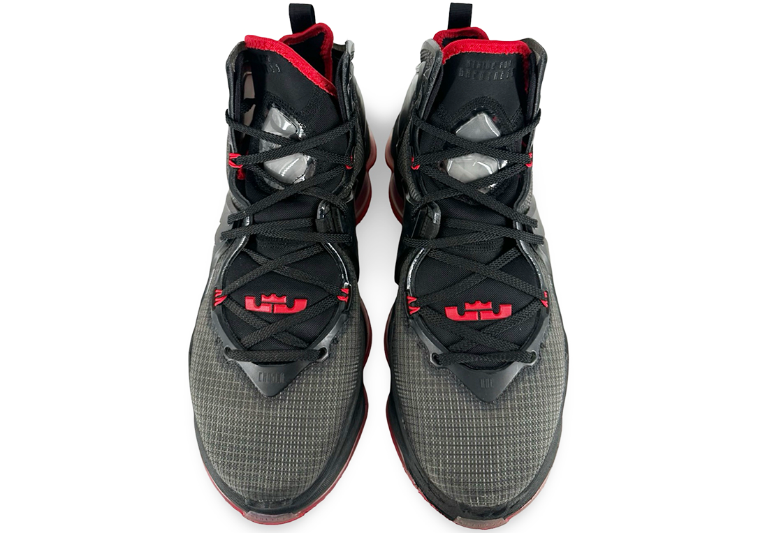 Nike LeBron 19 Bred
