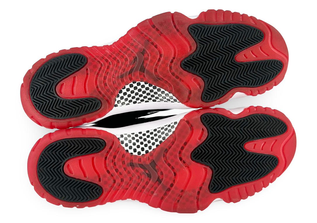 Jordan 11 Retro Playoffs Bred (2019)