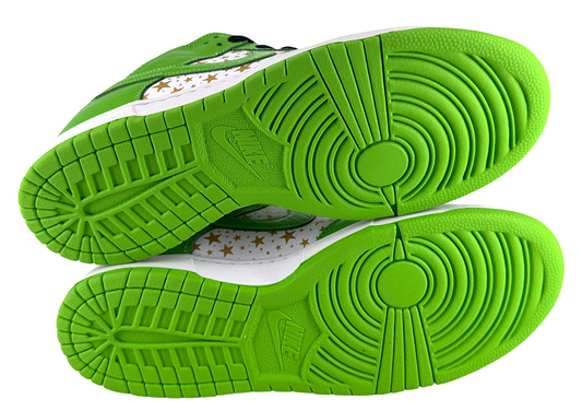 Nike SB Dunk Low Supreme Stars Mean Green (2021)