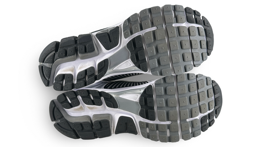 Nike Zoom Vomero 5 SE SP Dark Grey Black White