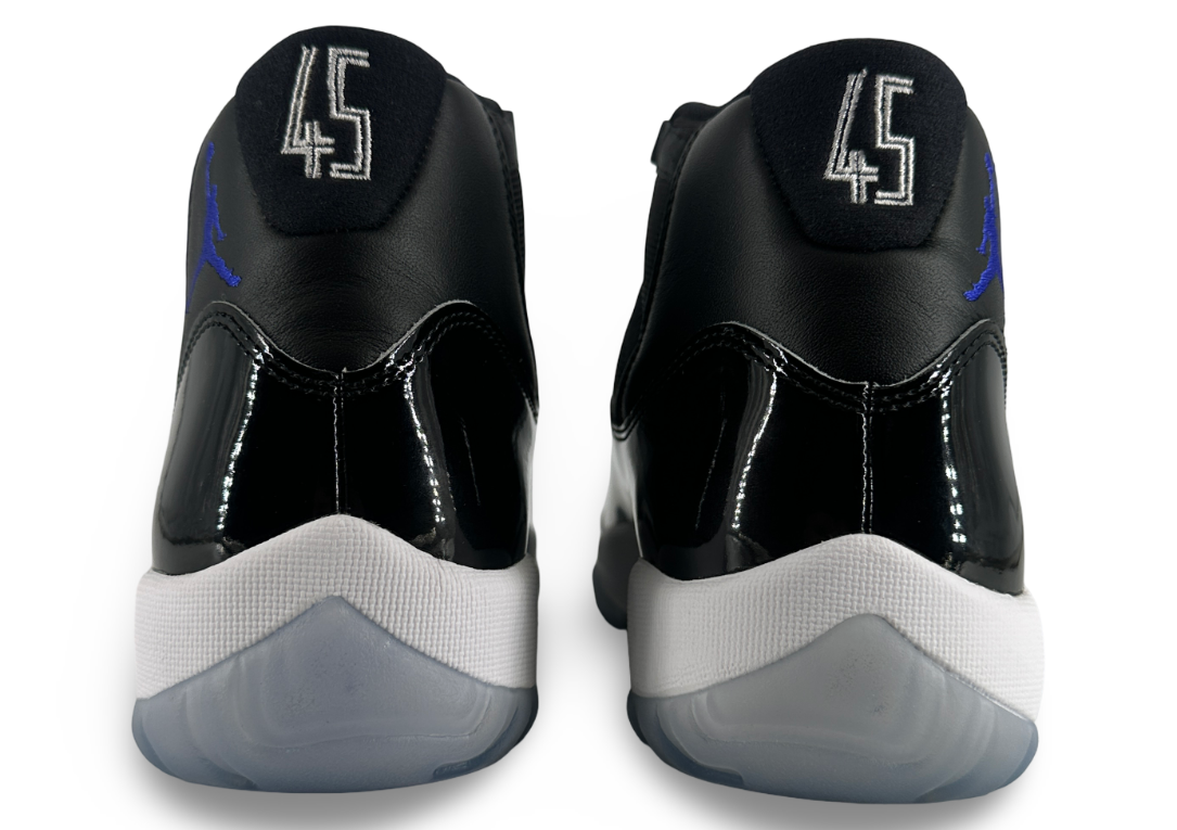Jordan 11 Retro Space Jam (2016)