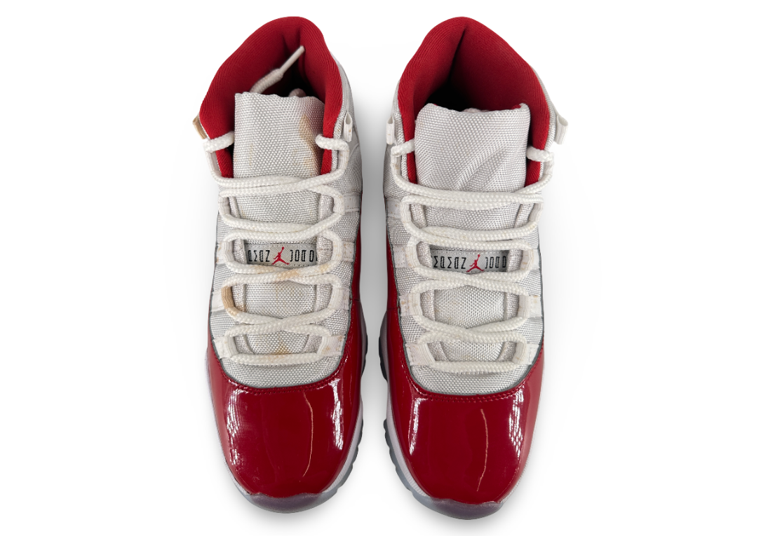 Jordan 11 Retro Cherry (2022)
