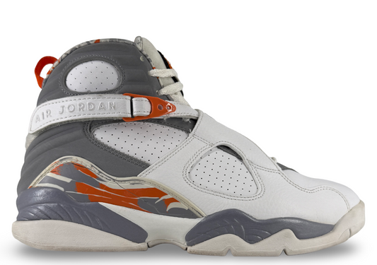 Jordan 8 Retro
Orange White