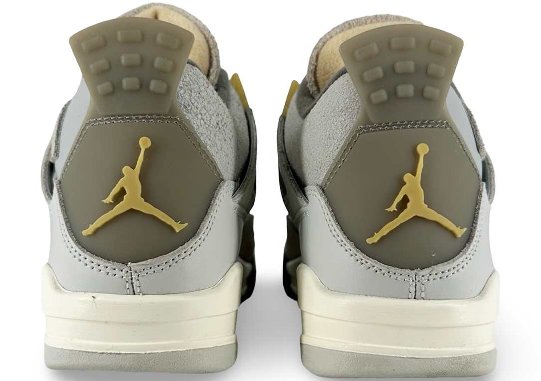 Jordan 4 Retro SE Craft Photon Dust