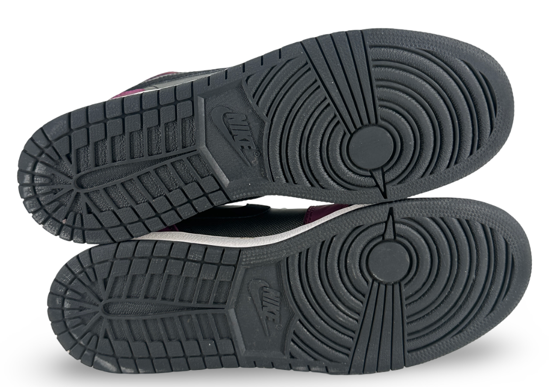 Jordan 1 Retro High Mulberry (GS)