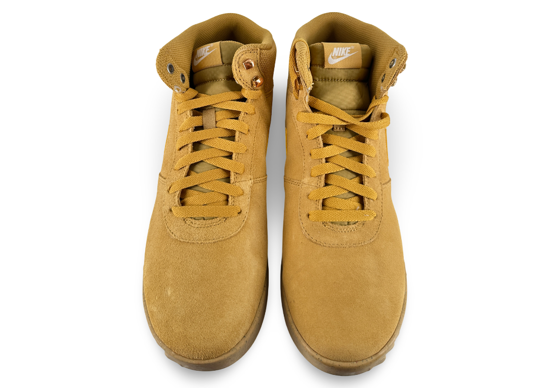 Nike Hoodland Suede Haystack