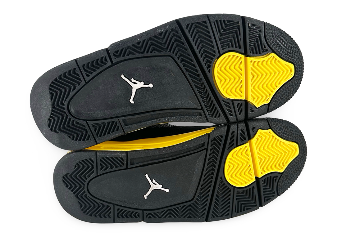 Jordan 4 Retro Thunder (2023) (GS)