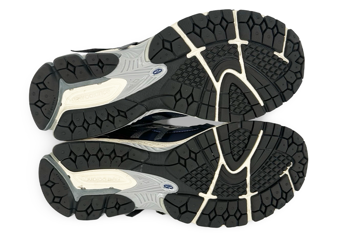 New Balance 1906A Inkwell Sea Salt