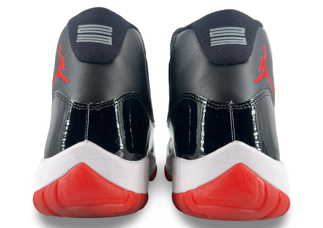 Jordan 11 Retro Playoffs Bred (2019)