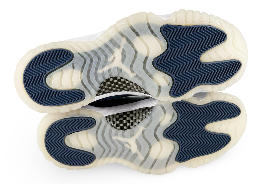 Jordan 11 Retro Low Diffused Blue