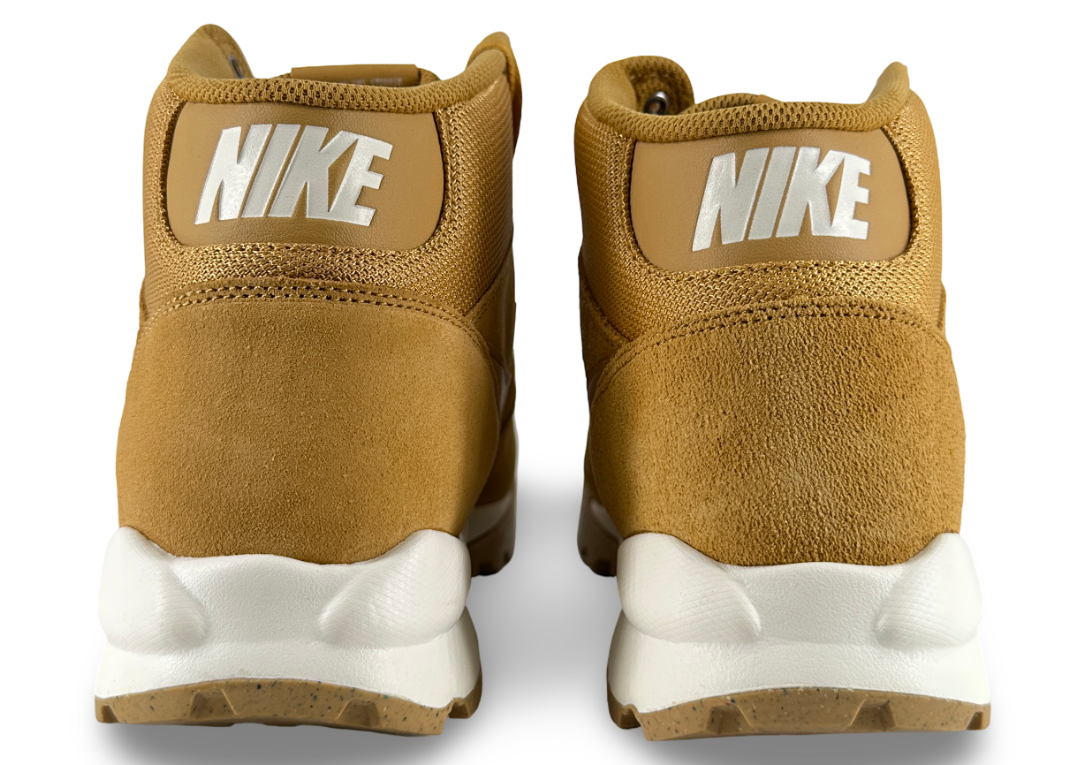 Nike Hoodland Suede Haystack