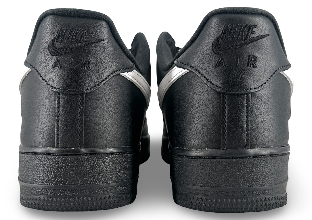 Nike Air Force 1 Low Supreme Black White