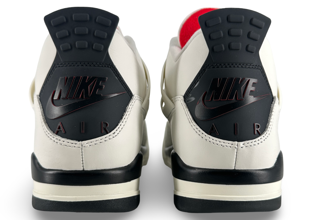 Jordan 4 Retro OG Flight Club