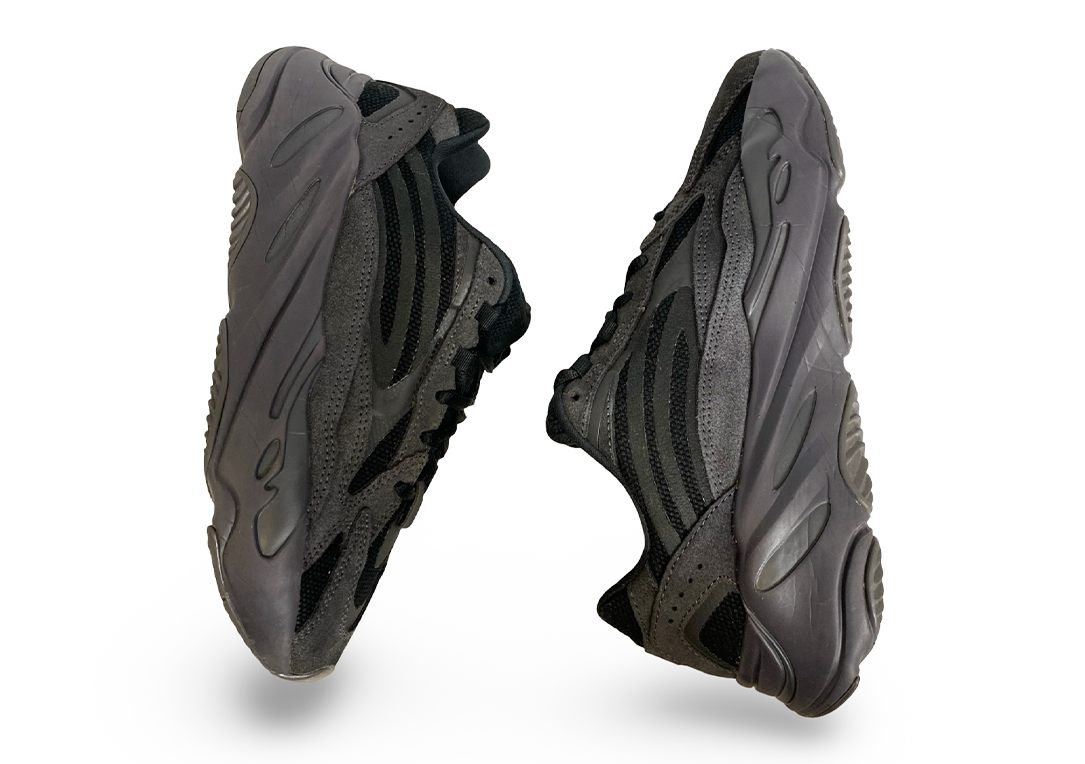adidas Yeezy Boost 700 V2 Vanta
