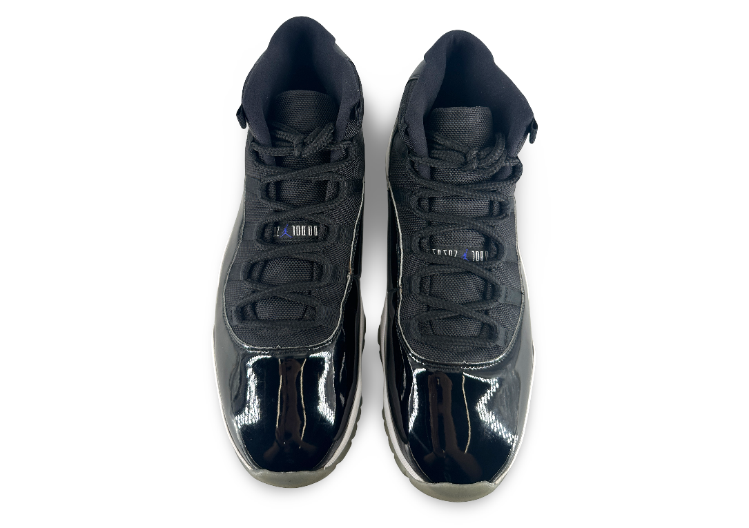 Jordan 11 Retro Space Jam (2016)