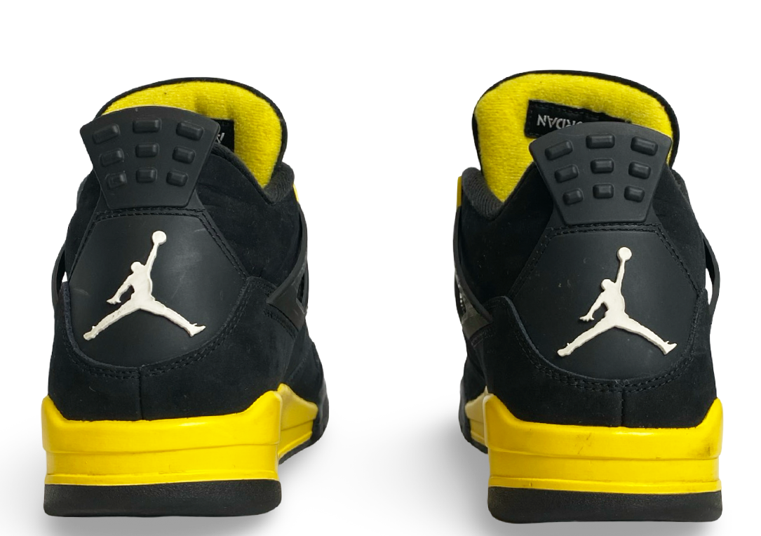 Jordan 4 Retro Thunder (2023)