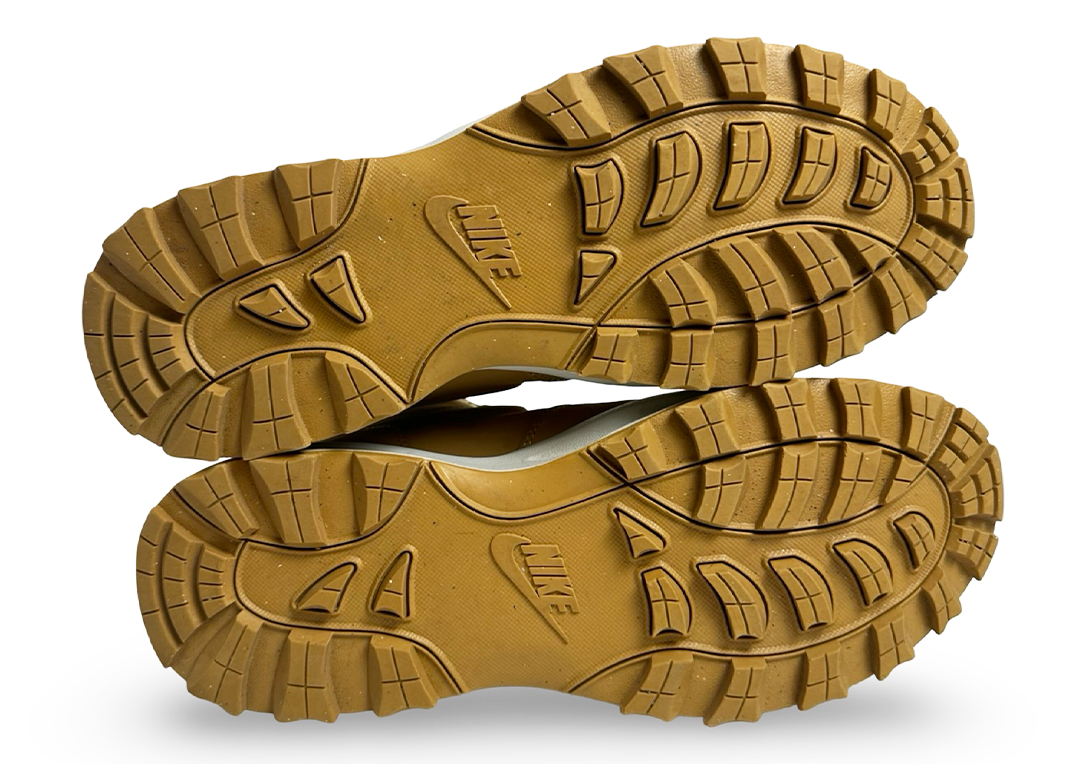 Nike Manoa Haystack
