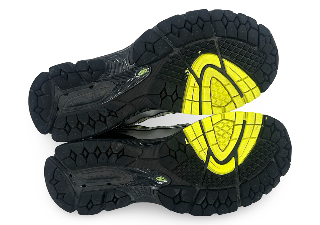 New Balance 1906R Volt Black
