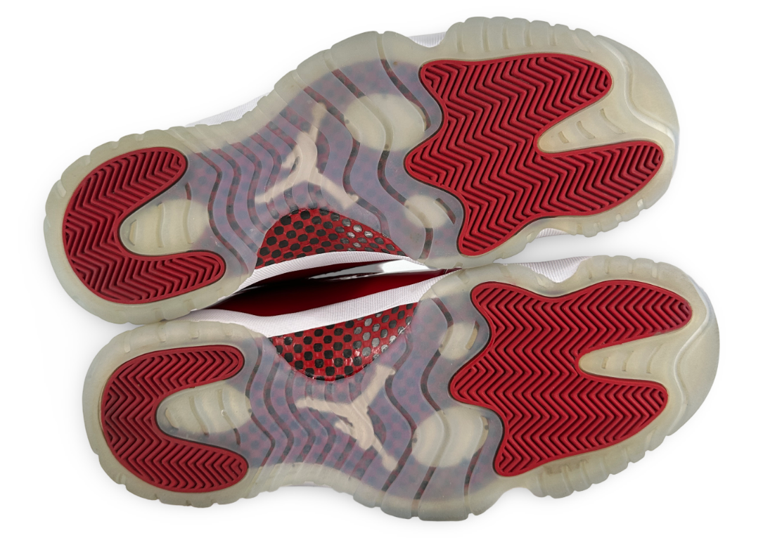 Jordan 11 Retro Cherry (2022)