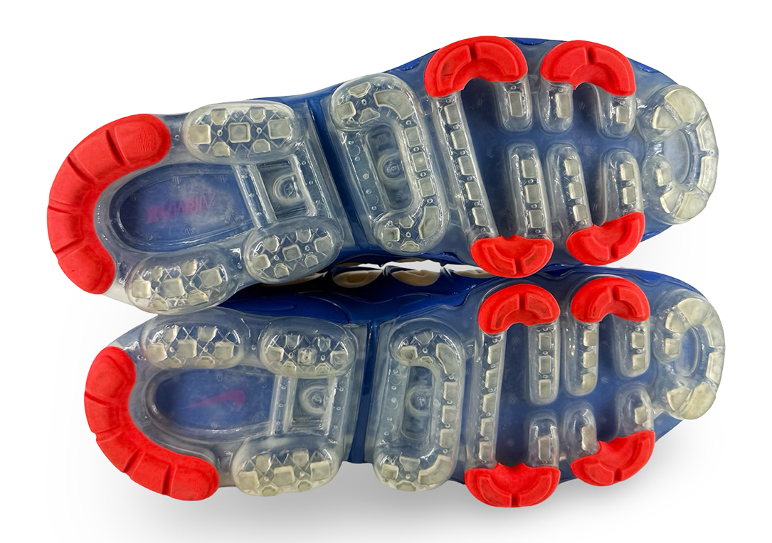 Nike Air VaporMax Plus Coconut Milk Hyper Royal