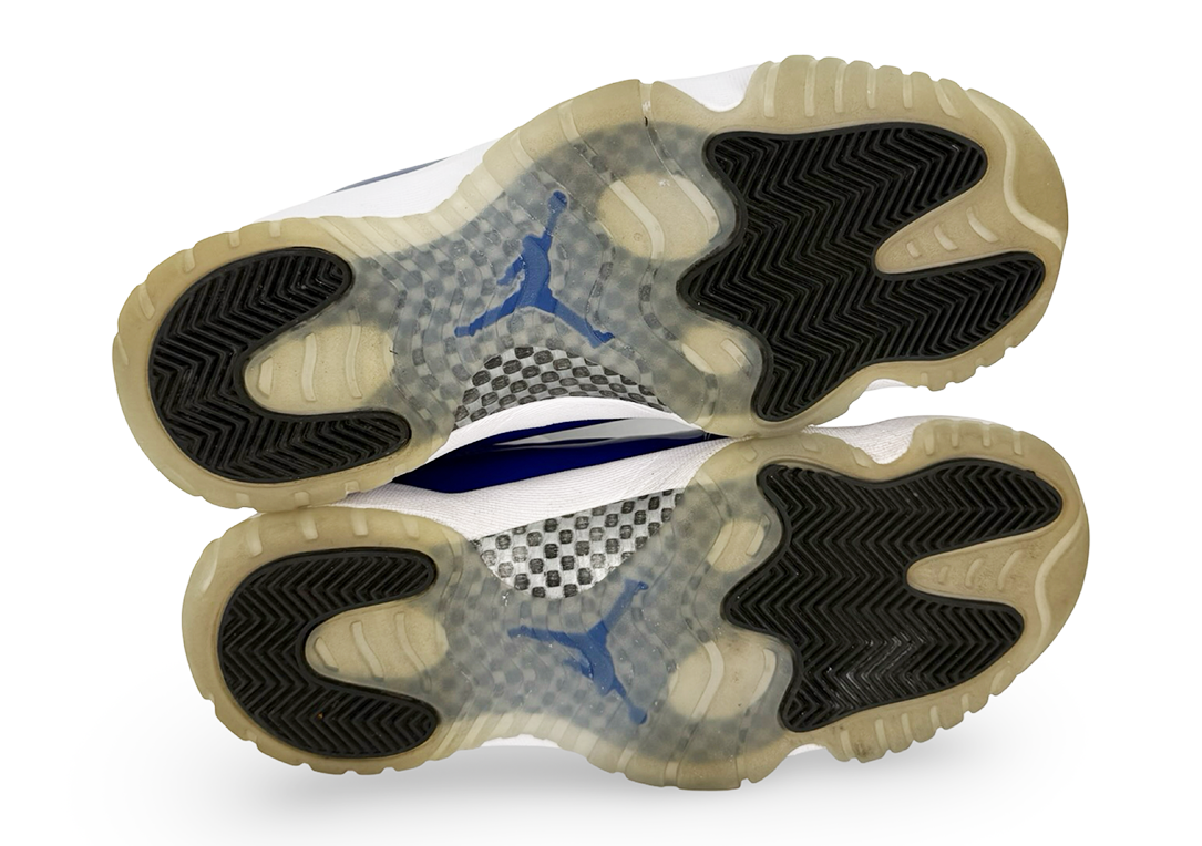 Jordan 11 Retro Low White Concord (Womens)