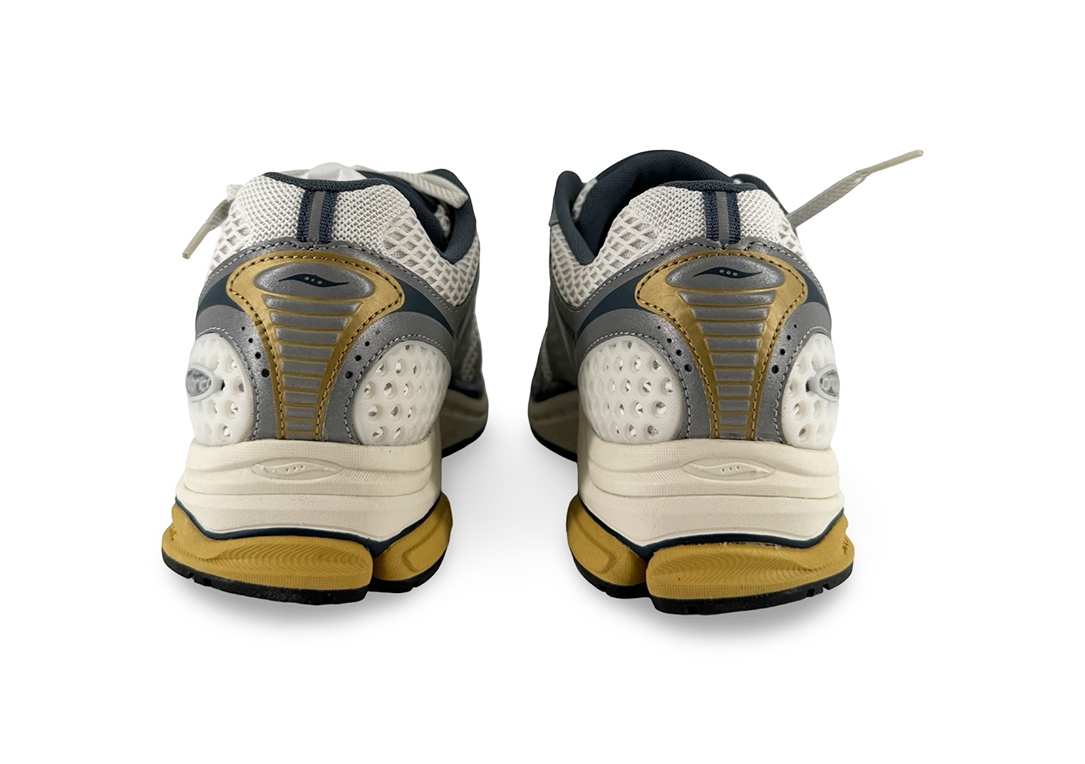 Saucony ProGrid Triumph 4 Fabricated Future