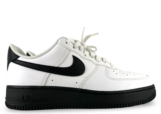 Nike Air Force 1 Low White Black Midsole