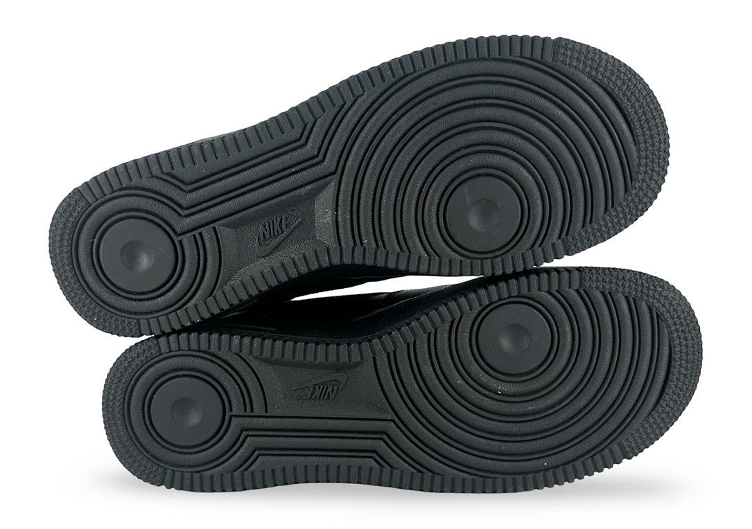 Nike Air Force 1 Low Supreme Black