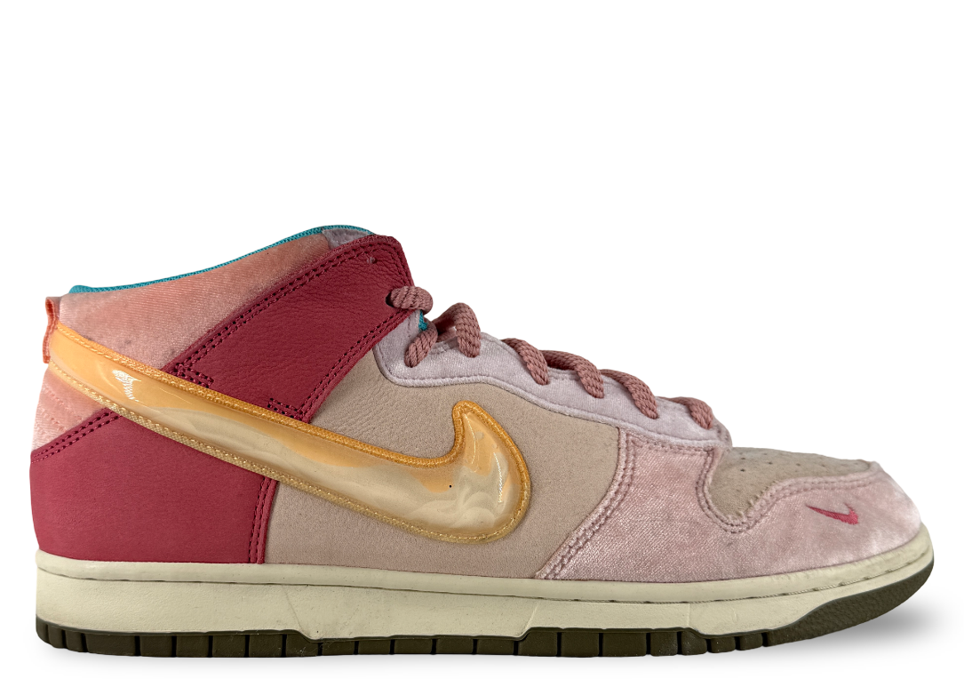 Nike Dunk Mid Social Status Free Lunch Strawberry Milk