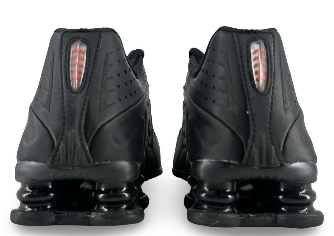 Nike Shox R4 Black (Women's)