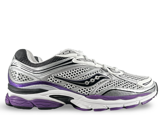 Saucony ProGrid Omni 9
White Black Silver Purple