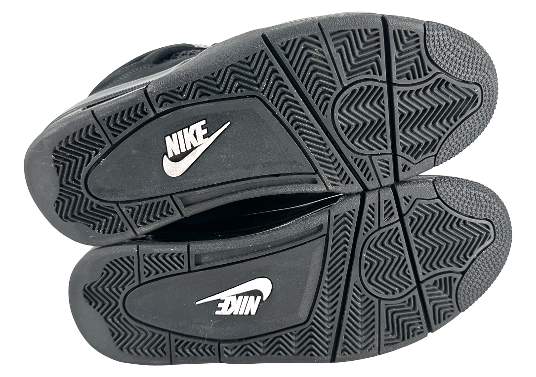 Jordan 4 Retro Black Cat (2025)