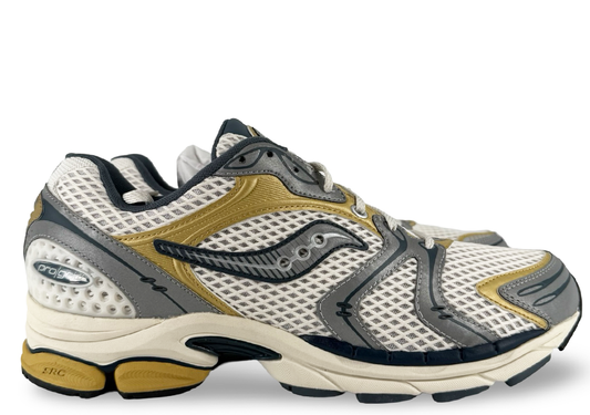 Saucony ProGrid Triumph 4 Fabricated Future