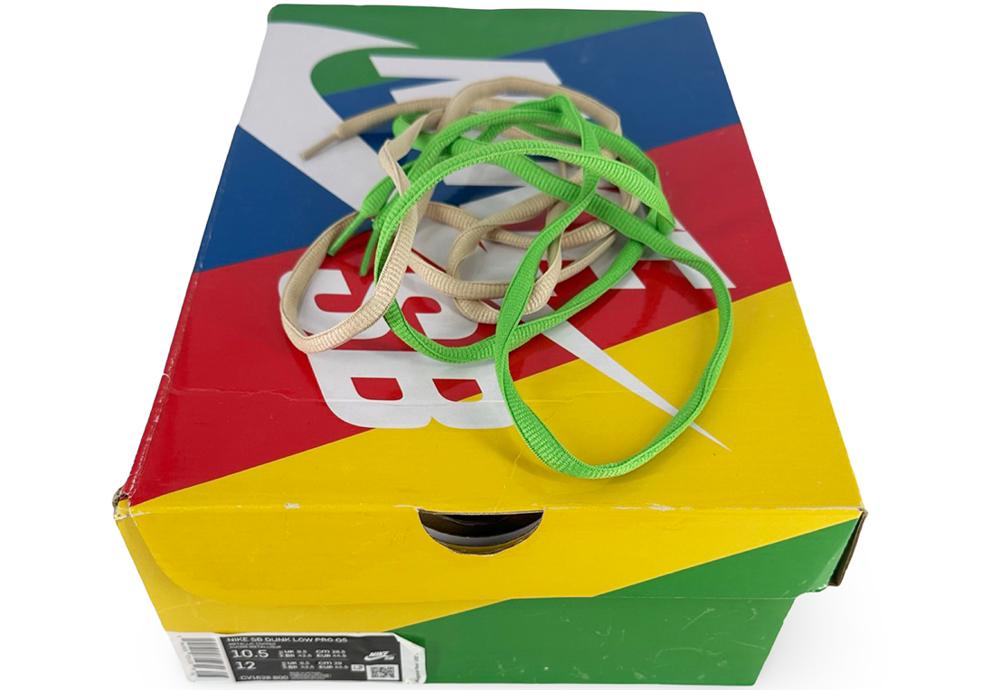 Nike SB Dunk Low Street Hawker (2021)