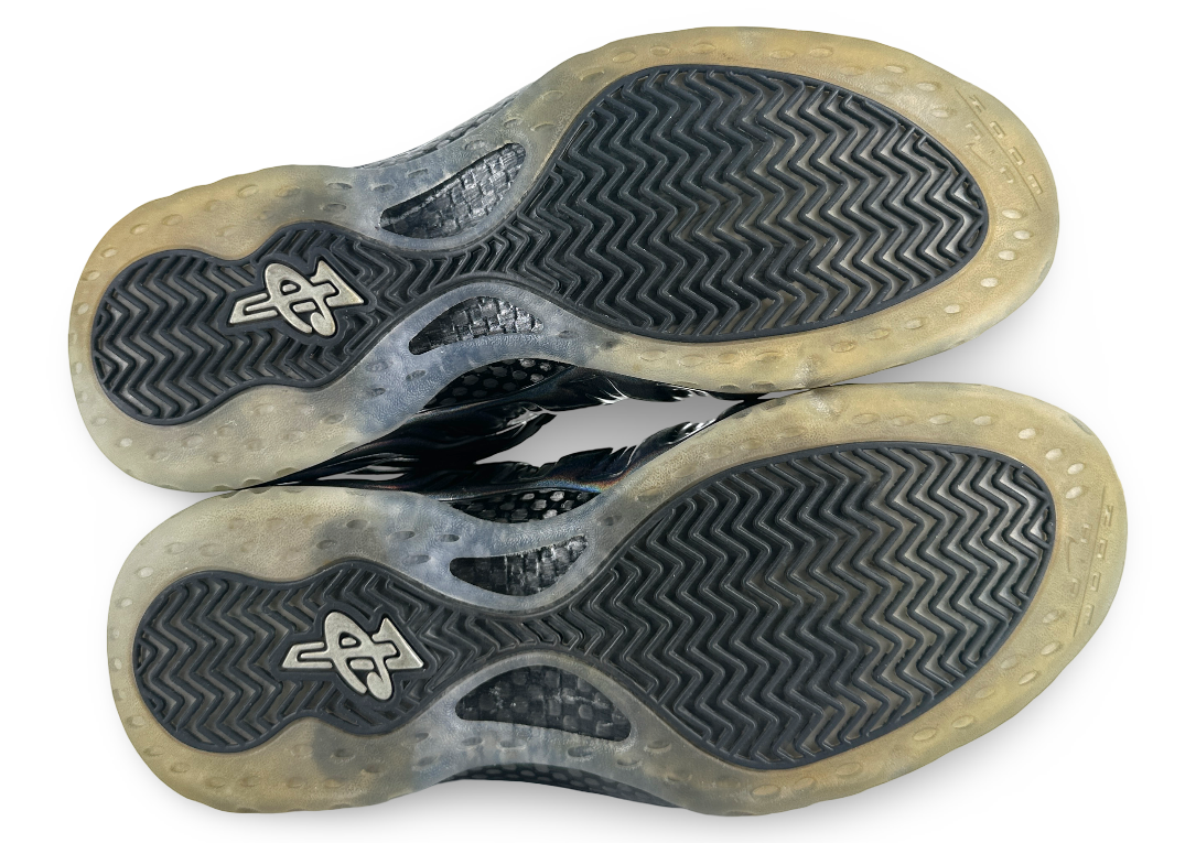 Nike Air Foamposite One Hologram