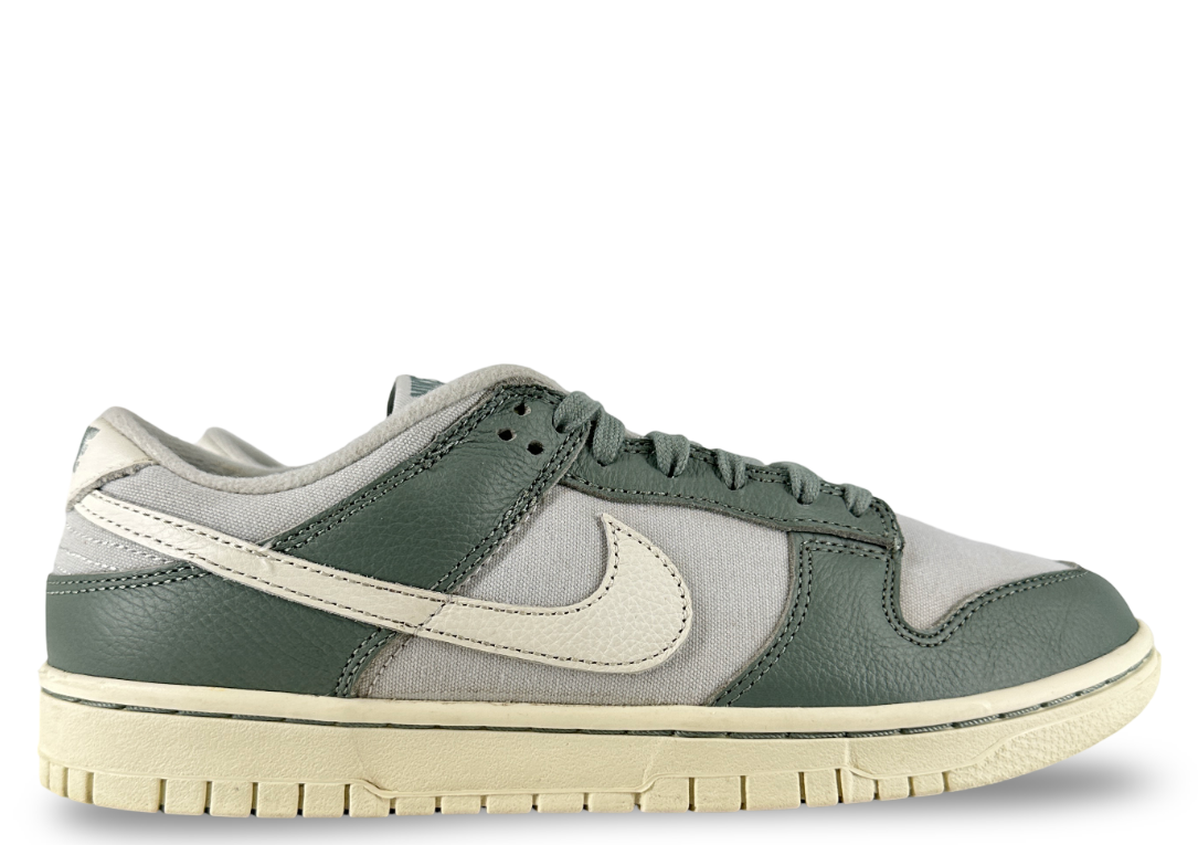 Nike Dunk Low Mica Green