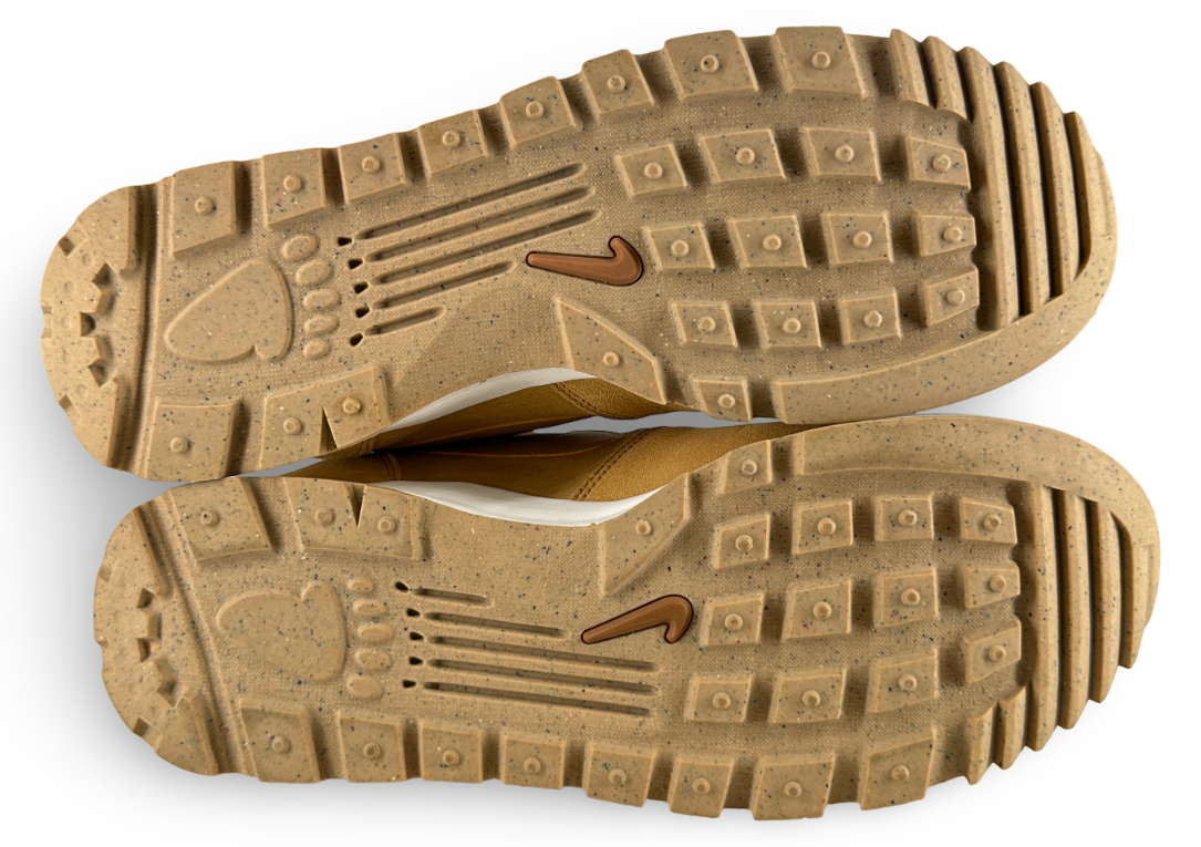 Nike Hoodland Suede Haystack