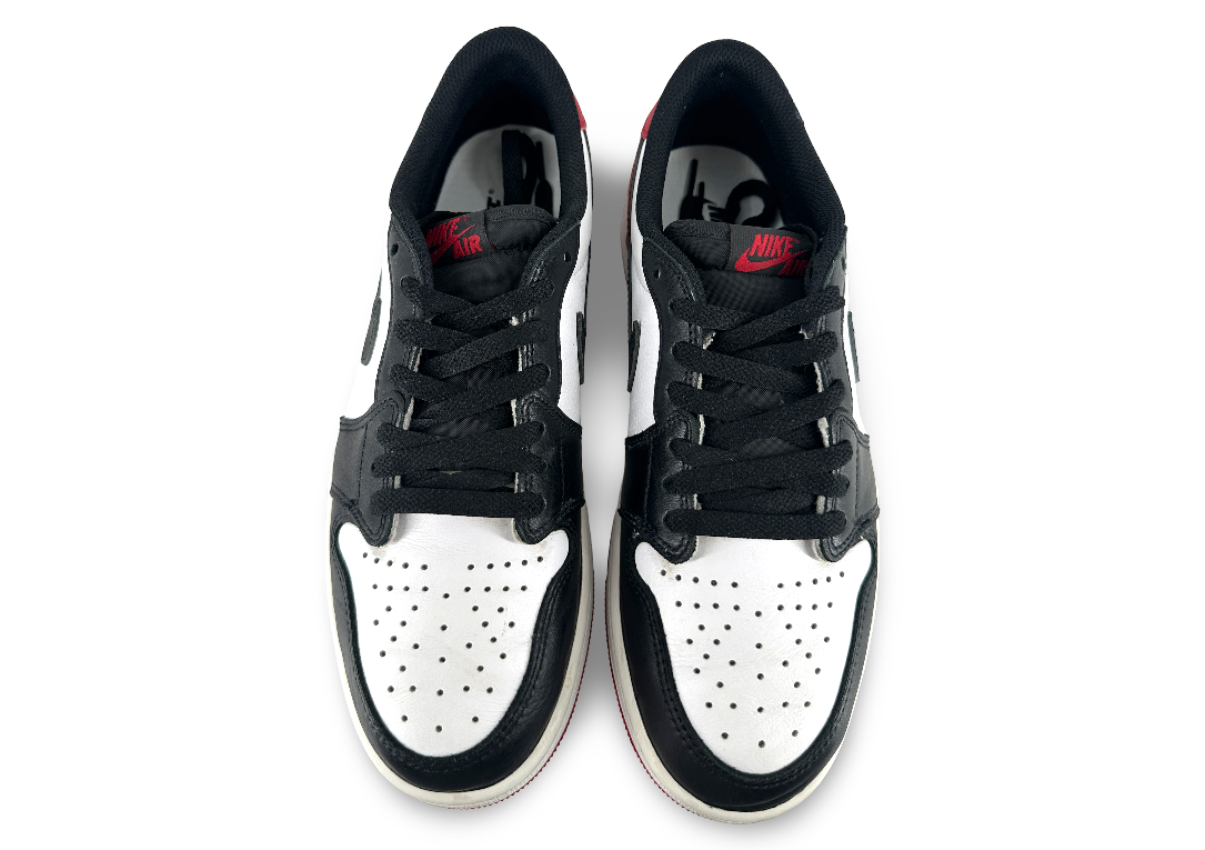 Jordan 1 Retro Low OG Black Toe (2023)