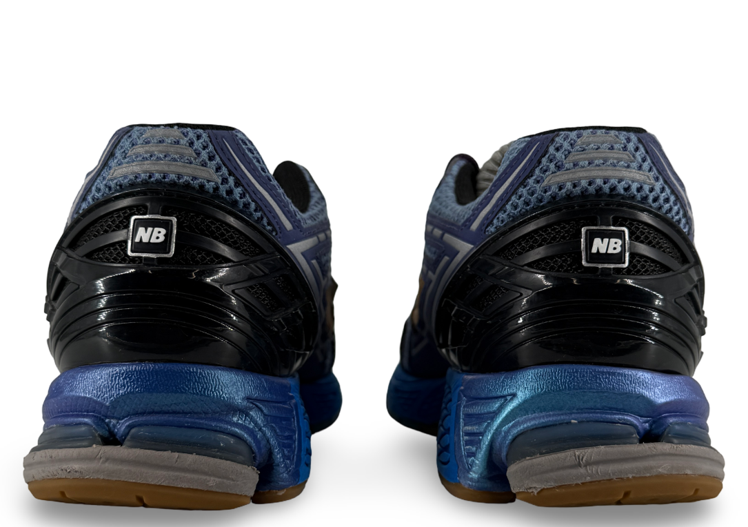 New Balance 1906R Action Bronson Medusa Azul