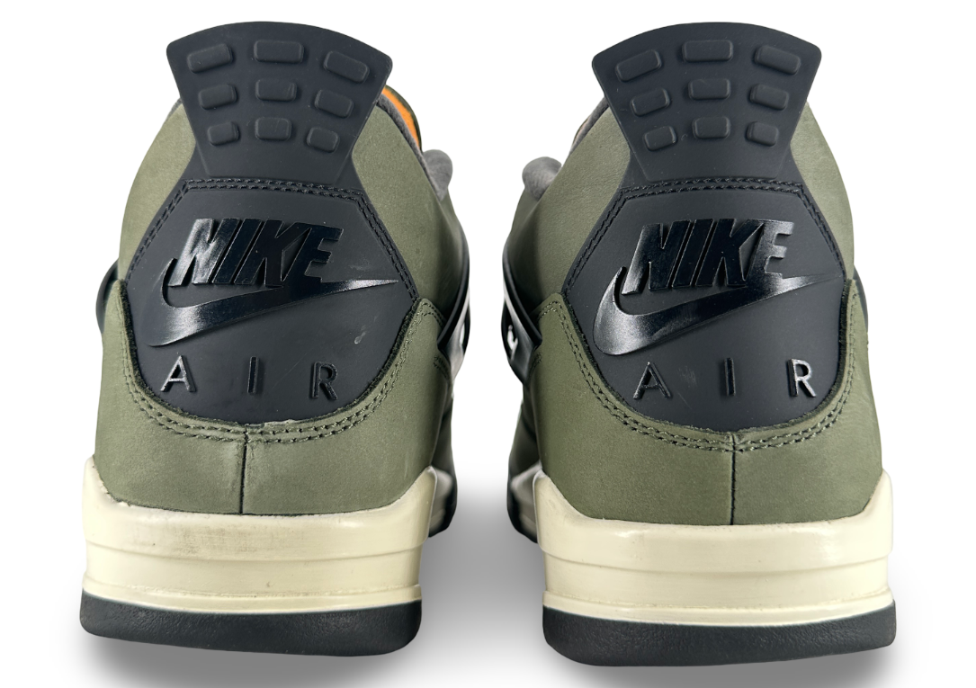 Jordan 4 Retro OG SP Undefeated (2025)