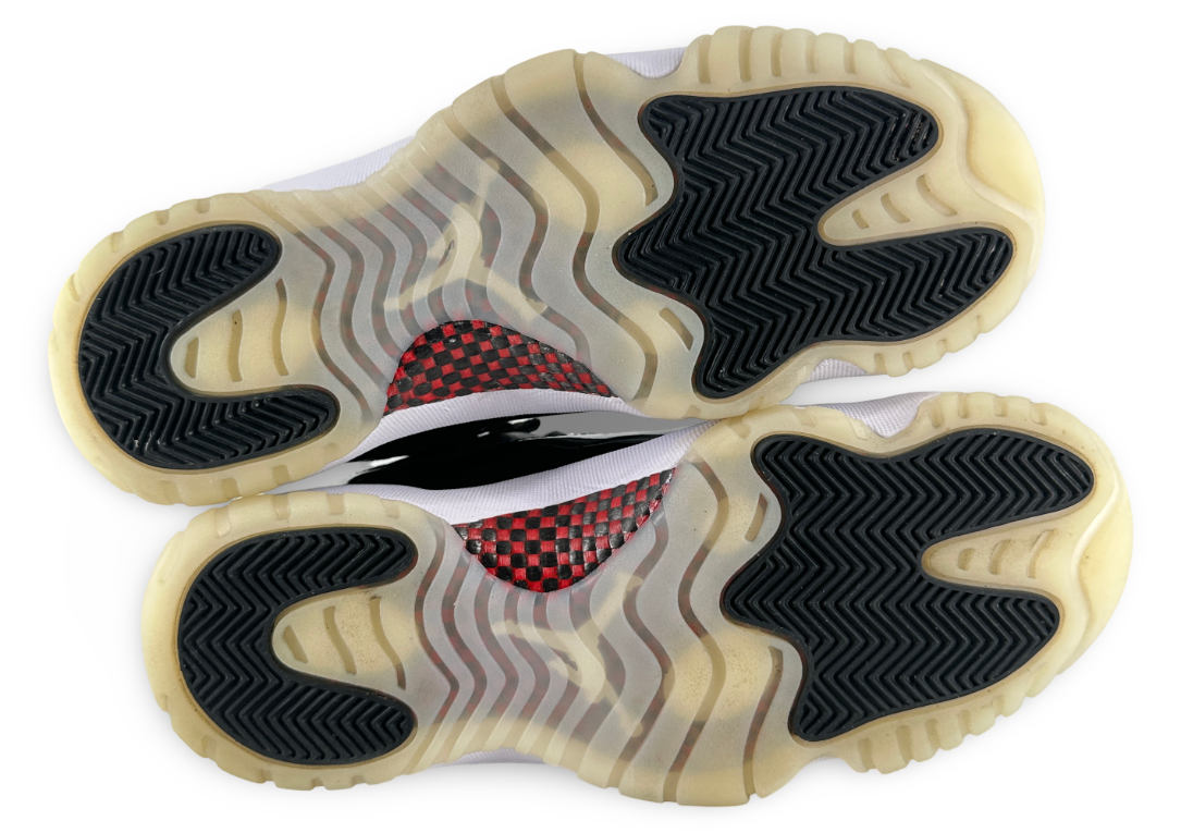 Jordan 11 Retro Low 72-10