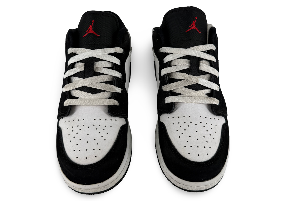 Jordan 1 Low SE Panda Toe (GS)