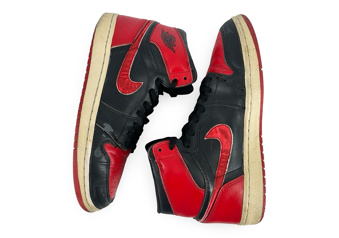 Jordan 1 Retro Bred (2001)