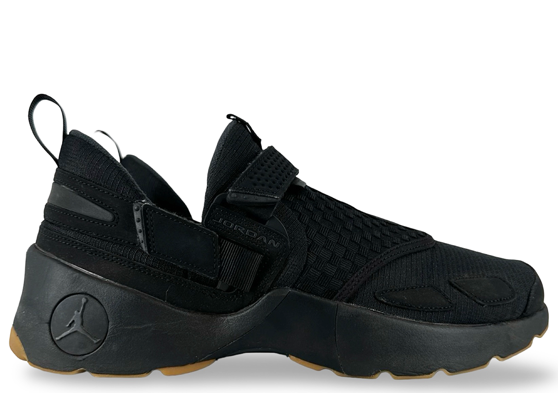 Jordan Trunner Lx Black/Anthracite-Gum Yellow