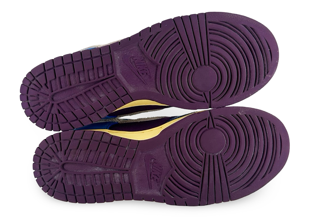 Nike Dunk Low Undefeated 5 On It Dunk vs. AF1