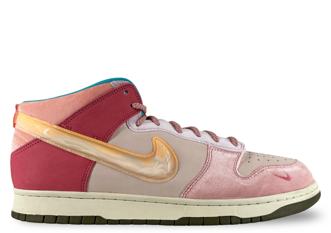 Nike Dunk Mid Social Status Free Lunch Strawberry Milk